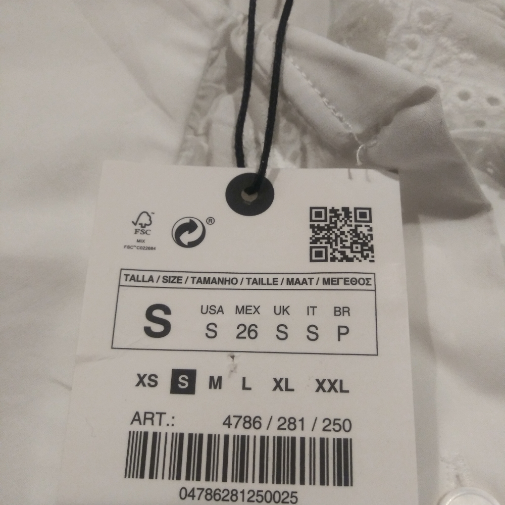 SOLD Zara white Petter pan button down shirt - Picture 8 of 8